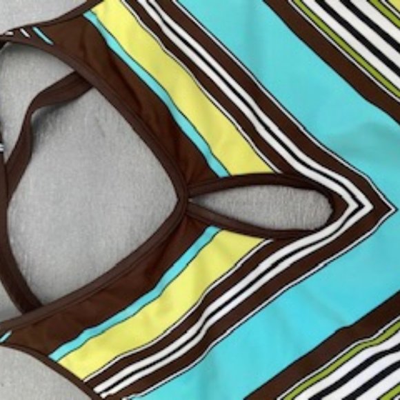 One Piece Bathing Suit - Picture 7 of 9